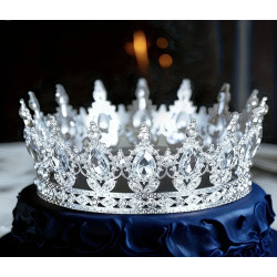 Crown-Medium Metal With Diamonds